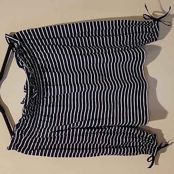 ❤️ BANANA REPUBLIC SUPIMA COTTON OFF THE SHOULDER TOP IN SHADOW STRIPE, XS - Picture 1 of 5